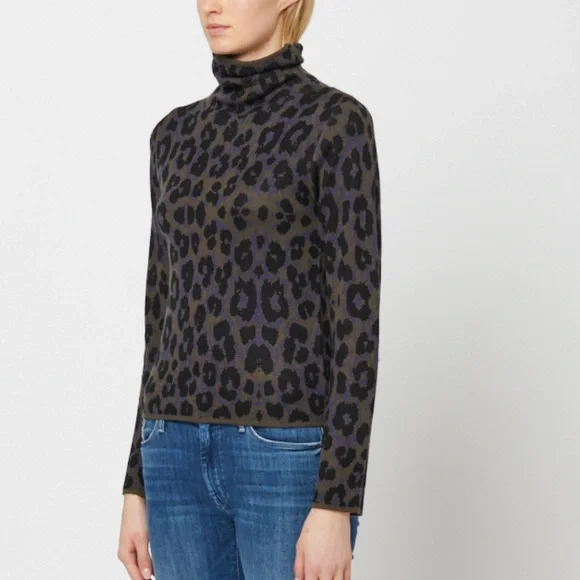 Leopard Print Turtleneck Knit Top - Picture 2 of 5